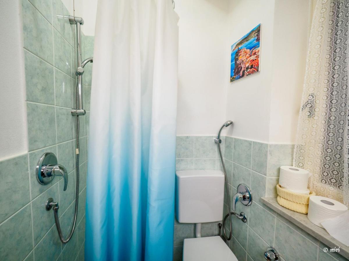 Carmelina Room Вернацца Екстер'єр фото
